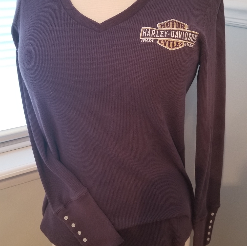 COPY - Harley-Davidson v-neck waffle net pullover.